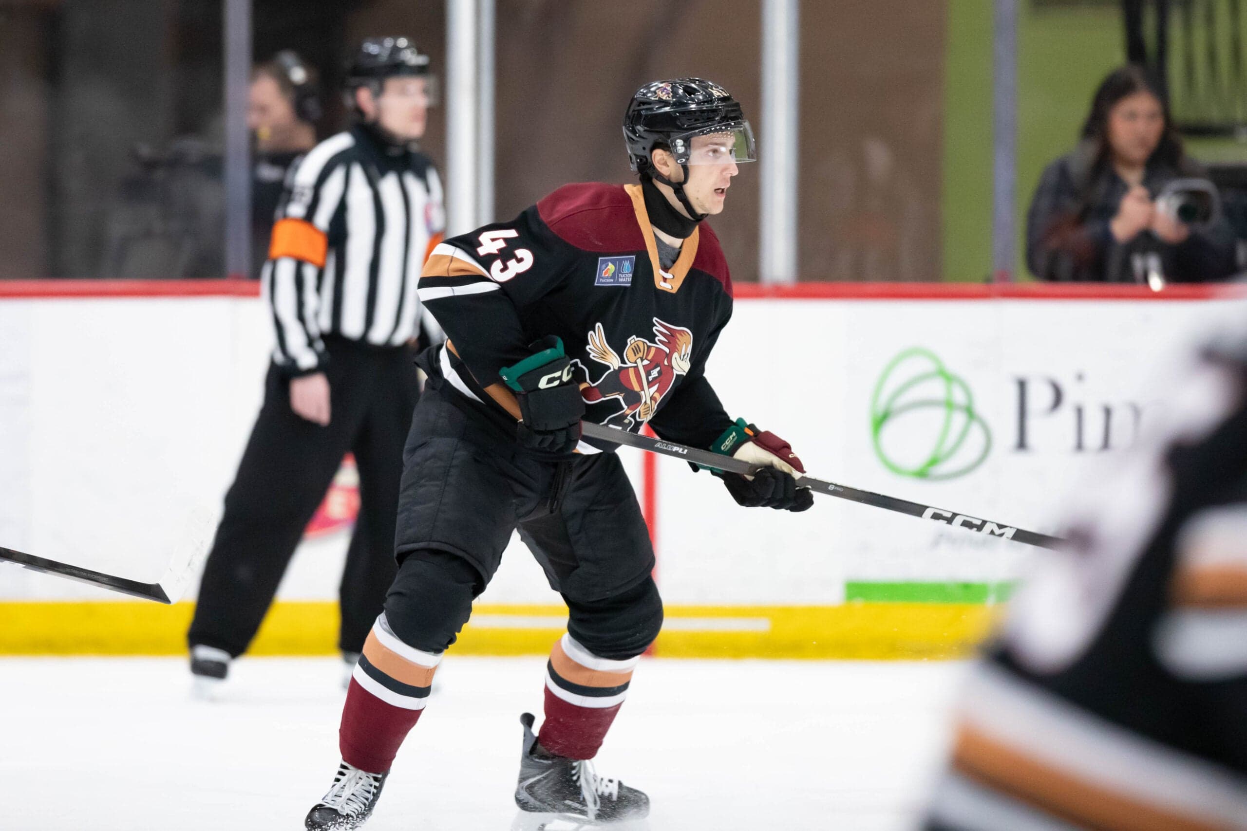 Utah Mammoth's 2025-26 Report Cards: Julian Lutz - The Hockey Writers - Utah Mammoth - NHL News, Analysis & More