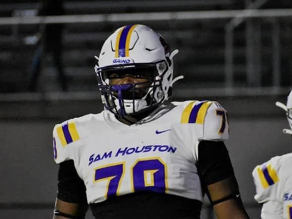 The latest on Notre Dame football's push for 5-star Albert Simien