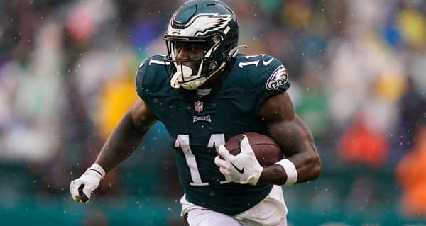 NFL Executives Split On Patriots AJ Brown Acquisition - RealGM Wiretap