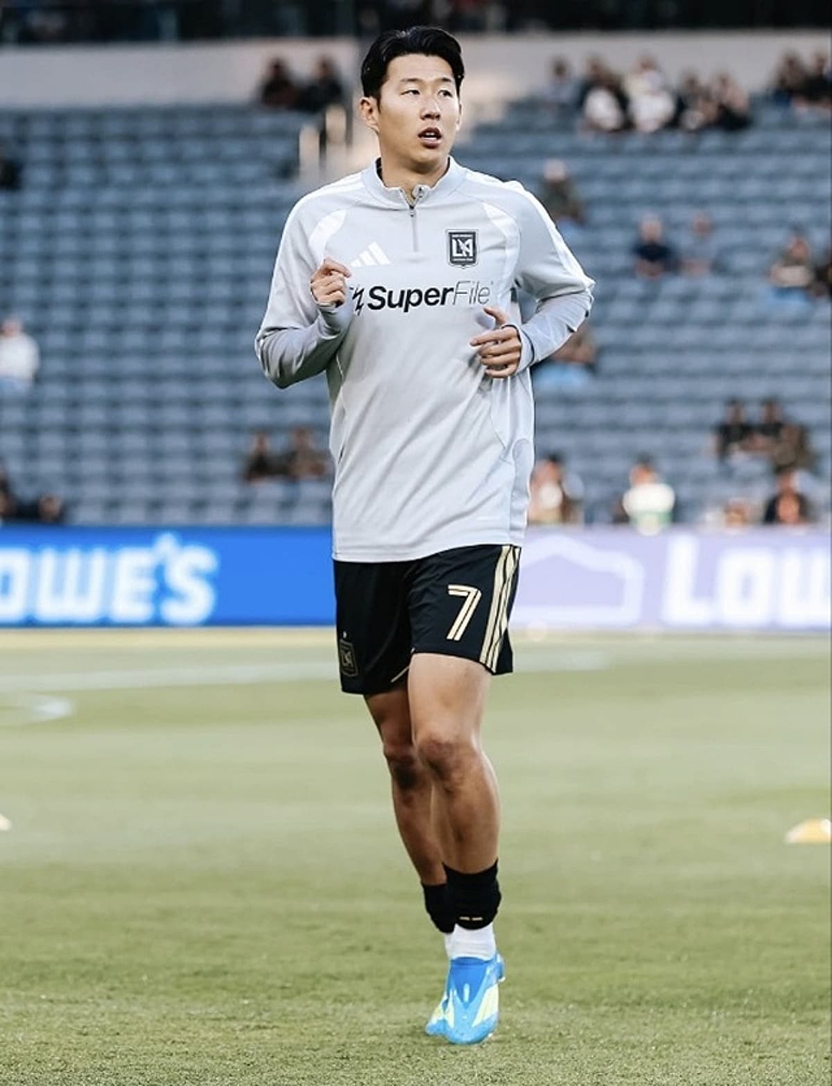 Son Heung-min misses out again; rotation strategy signals focus... league schedule 'skipped' once more due to packed calendar | STARNEWS