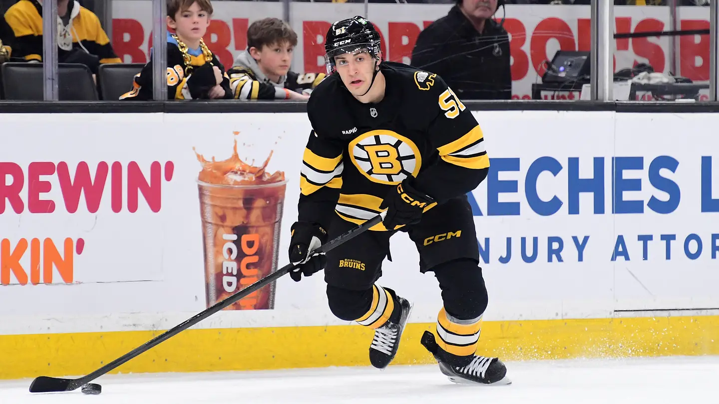 Bruins Sign Forward Matt Poitras to Contract Extension