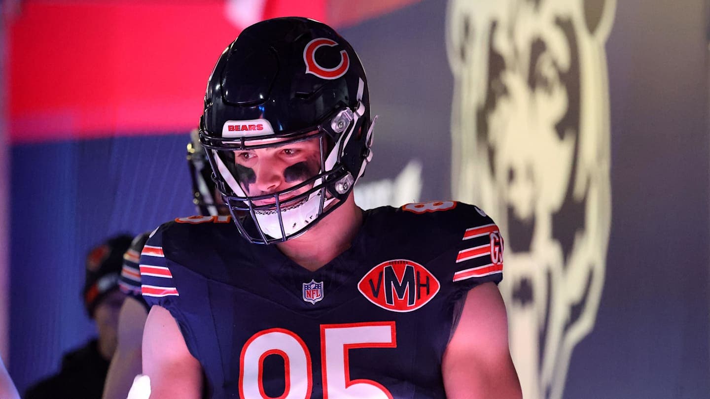 Panthers-Bears Cole Kmet Trade Proposal Would Give Carolina Legit TE Room