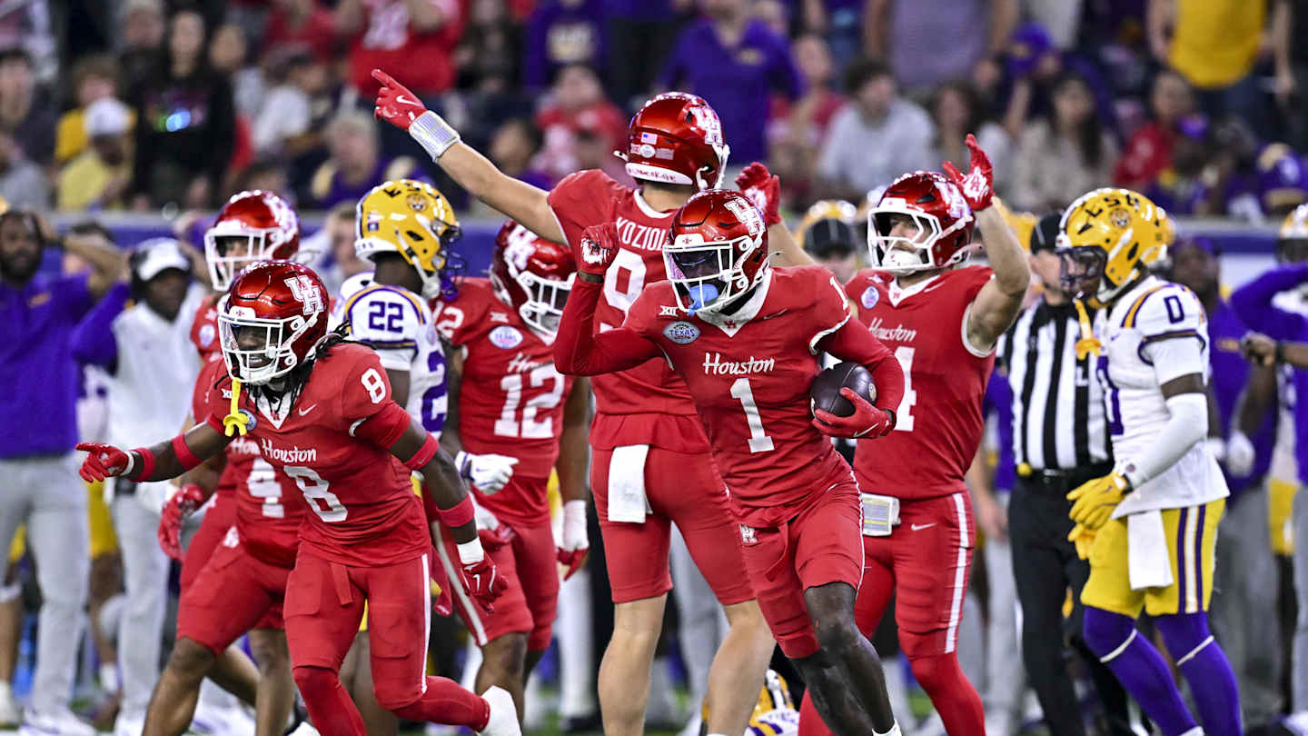 Here’s 3 Most Exciting Things To Watch This Season For Houston Football