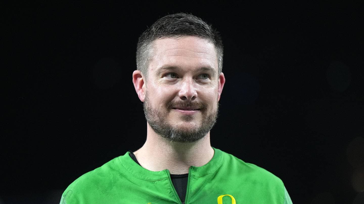 Oregon Coach Dan Lanning Divulges Coaching Philosophy in NIL Era