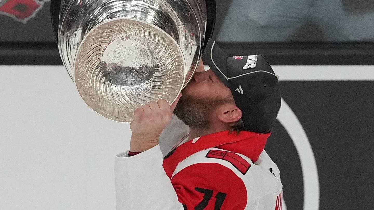 Morning Chirps: Hall wins Stanley Cup, goalie market heating up
