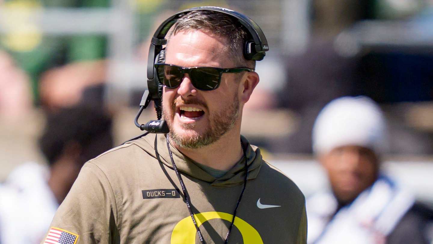 Five-Star Edge Rusher's Oregon Apparel Sparks Recruiting Buzz