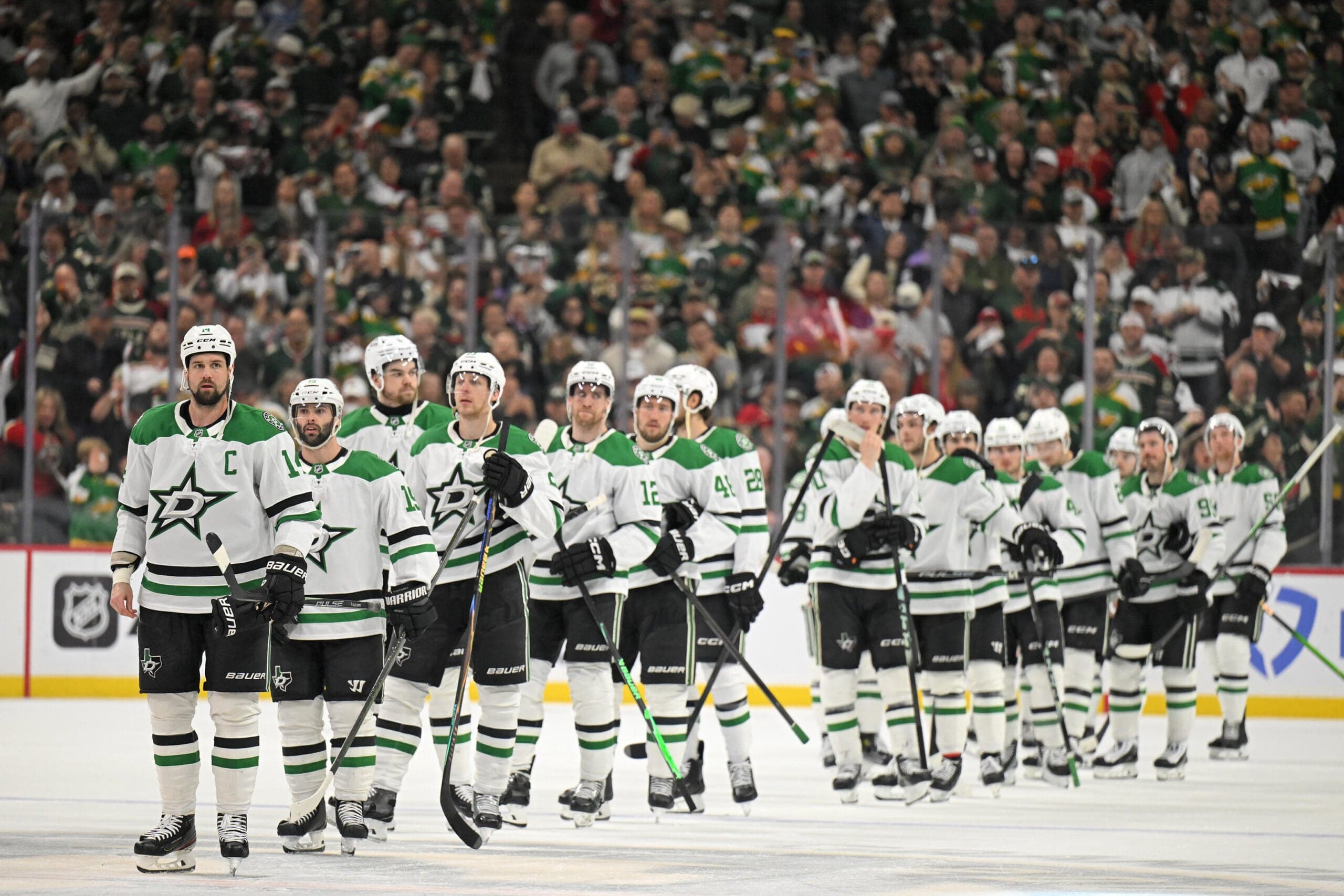 Deen's Daily: A Shift In The West; Carolina Plays Saturday, What About Colorado?; Lady Byng Finalists | Colorado Hockey Now