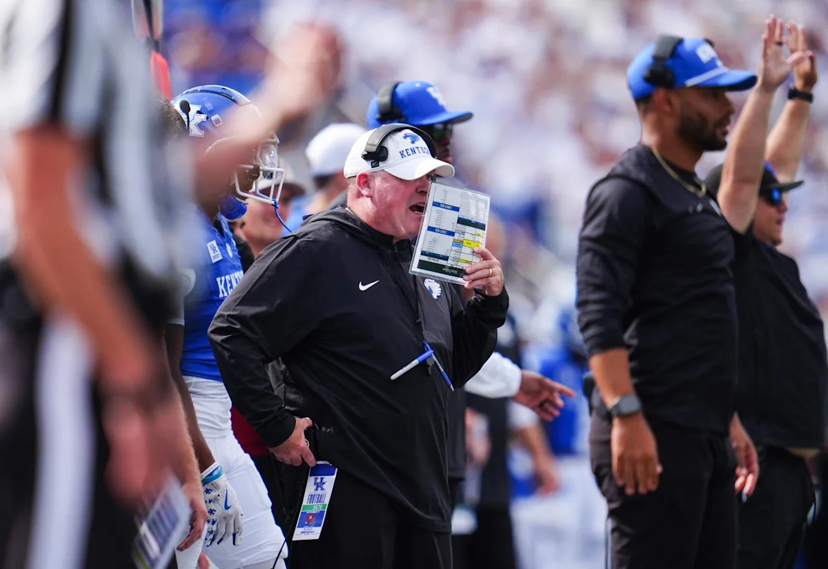 Texas A&M Faces Familiar Name as Ex Assistant Coach Returns to Kyle Field - Yahoo Sports
