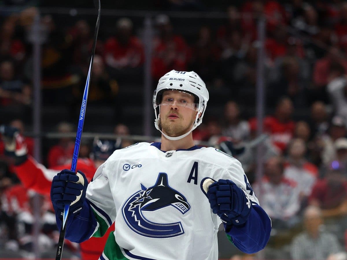 Canucks: Is Manny Malhotra the coaching elixir to cure Elias Pettersson? | The Province