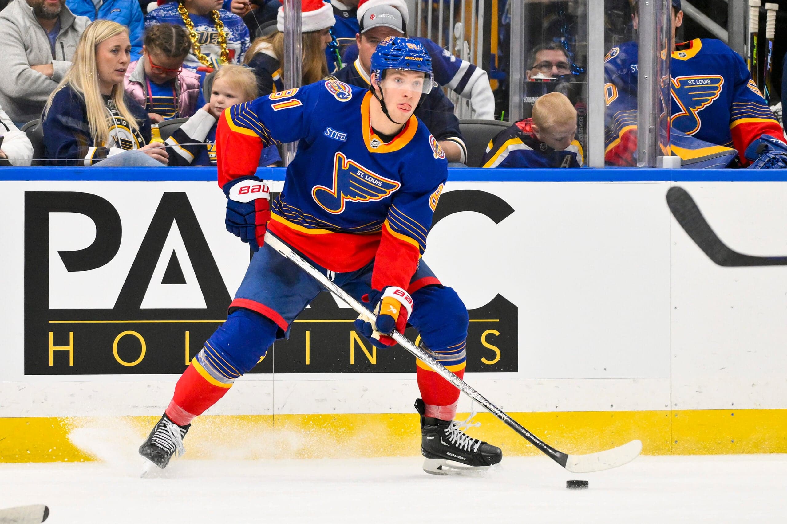 Dylan Holloway Agrees to 5-Year Extension With the Blues - The Hockey Writers - St Louis Blues - NHL News, Analysis & More