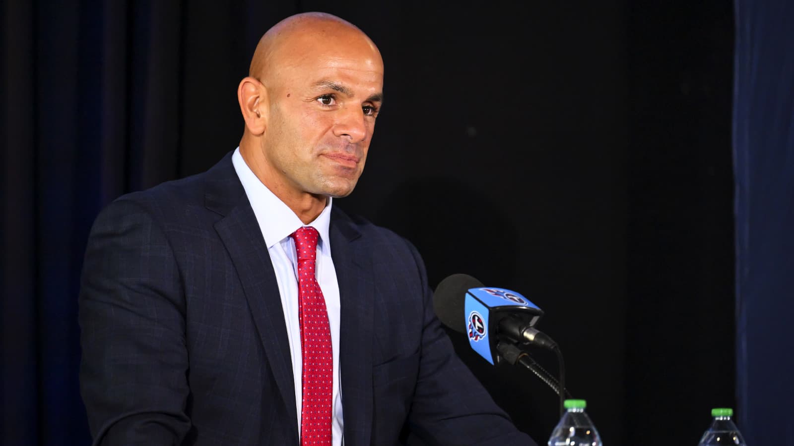 Titans news: The Dante Fowler Jr. reason Robert Saleh takes it light in rookie camp