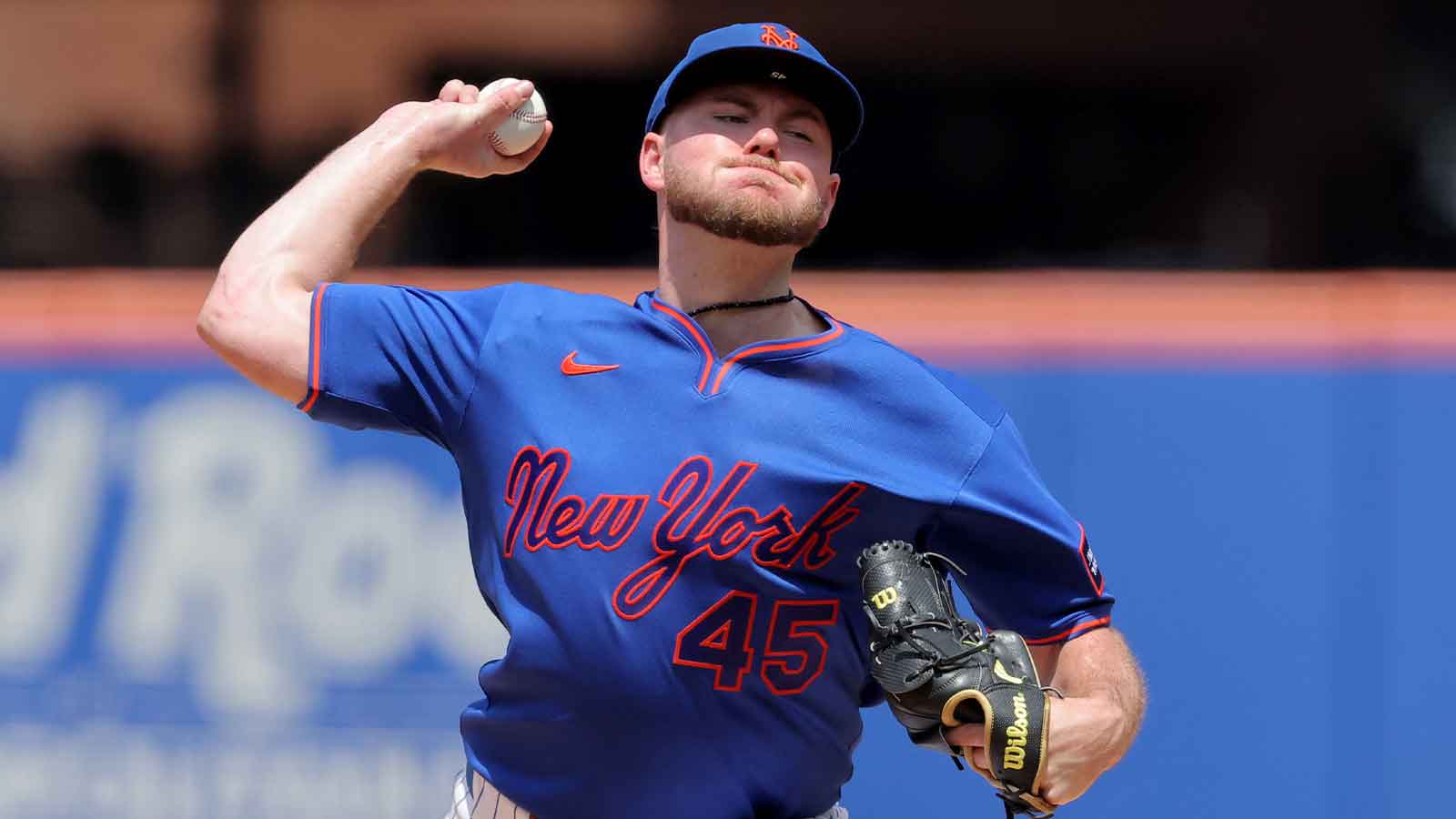 Mets dealt another injury, this one to promising young pitcher